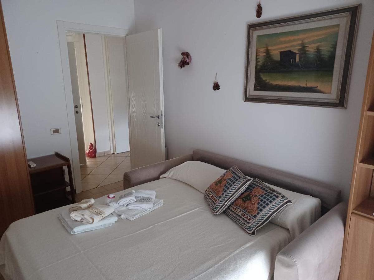 Appartamento A Prato "Gesi" Holiday House Luaran gambar